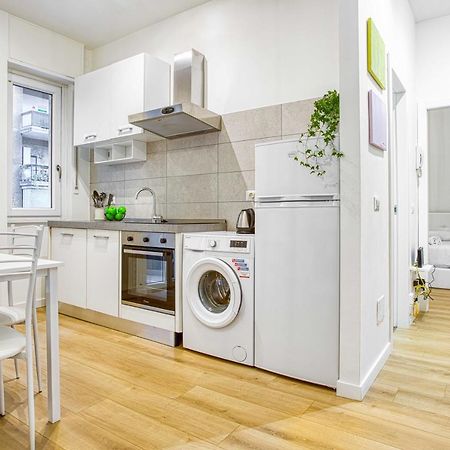 Joivy Warm And Inviting Flat With Balcony Milão Exterior foto