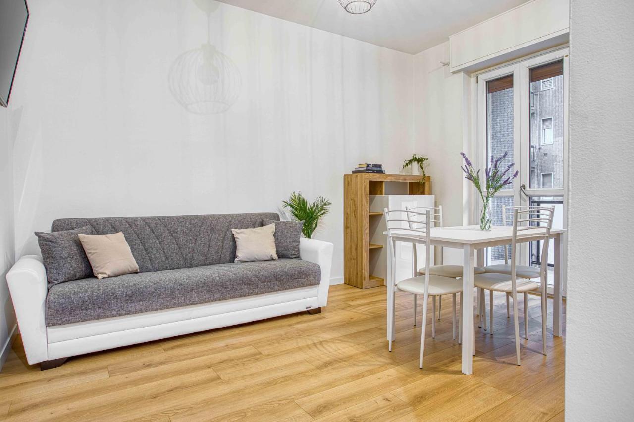 Joivy Warm And Inviting Flat With Balcony Milão Exterior foto