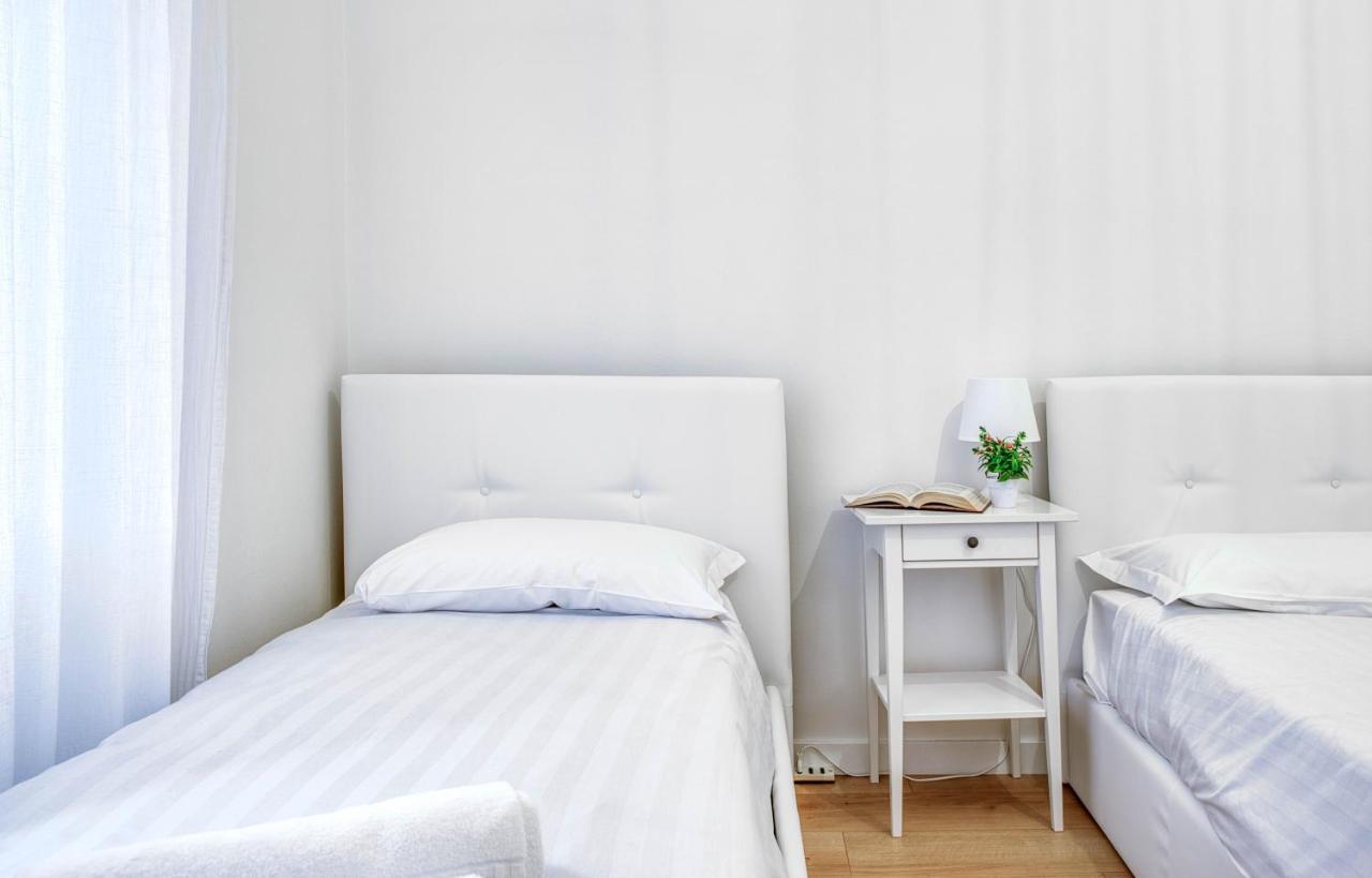 Joivy Warm And Inviting Flat With Balcony Milão Exterior foto