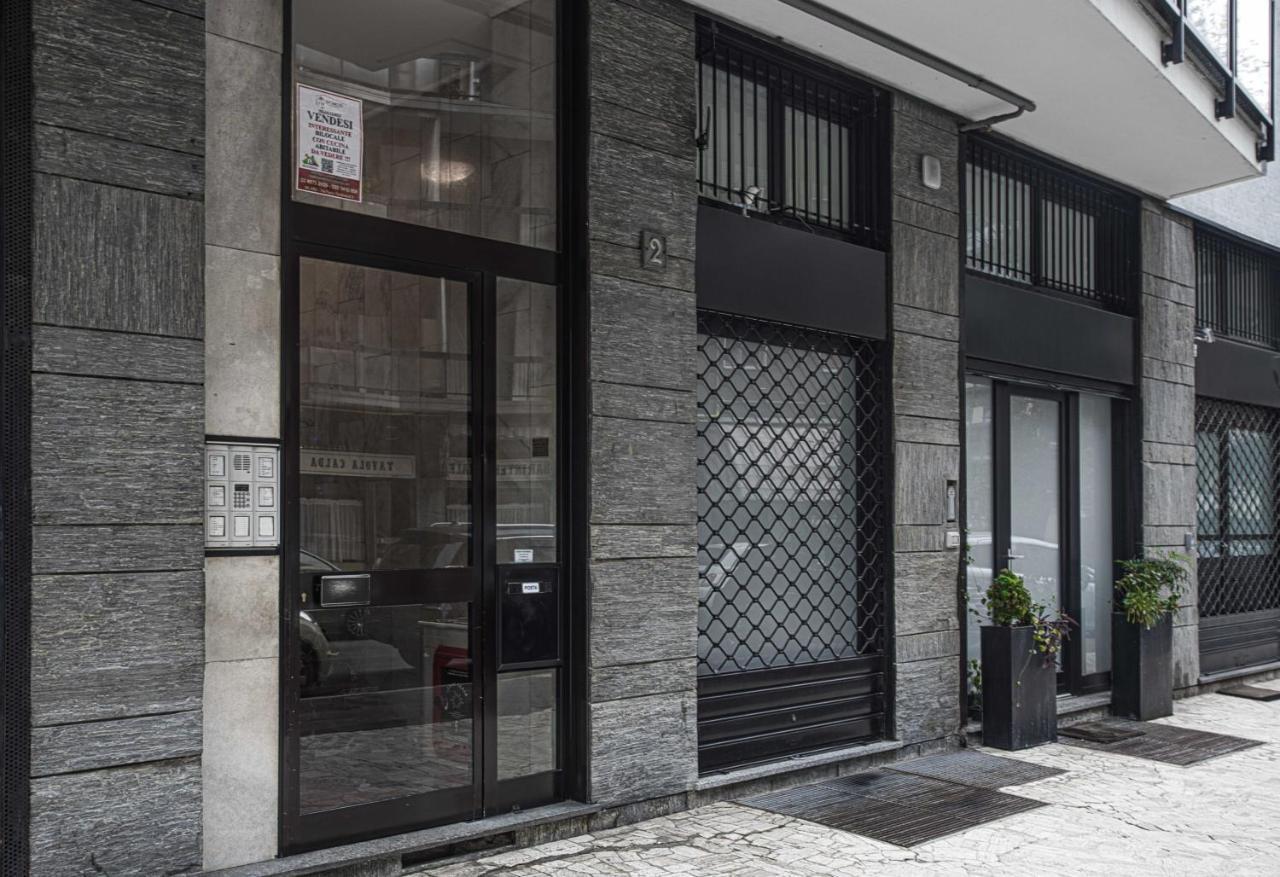 Joivy Warm And Inviting Flat With Balcony Milão Exterior foto